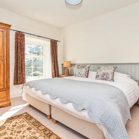 Charcoal House Dom wakacyjny