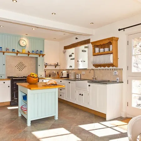 Charcoal House Dom wakacyjny