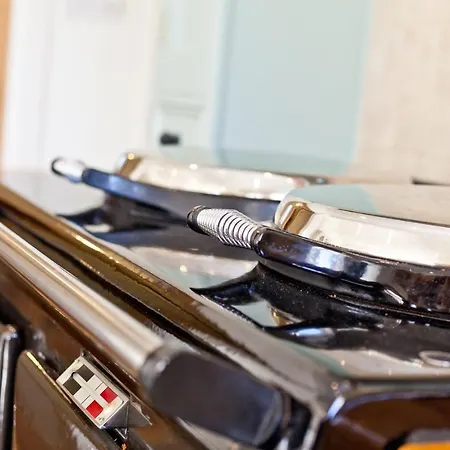 Charcoal House Dom wakacyjny