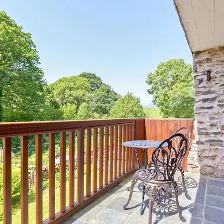 Charcoal House Dom wakacyjny