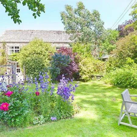 Charcoal House Holiday home *
